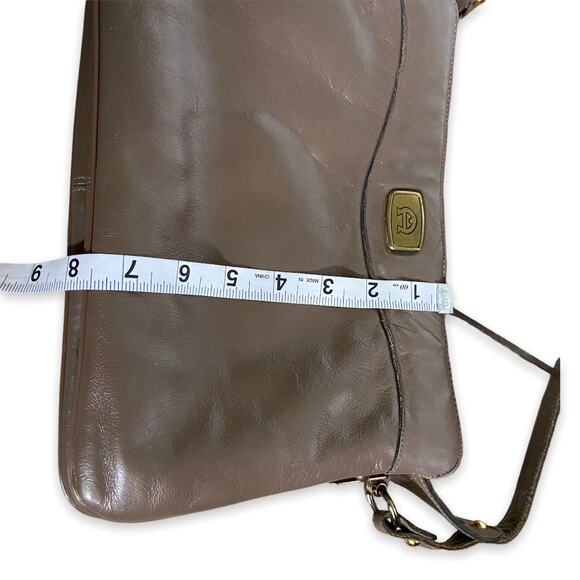 Etienne‎ Aigner Taupe Brown Shoulder Bag Accordian Purse Lots of Pockets - Picture 7 of 9